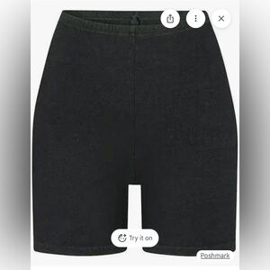 SKIMS Ash Bike Shorts